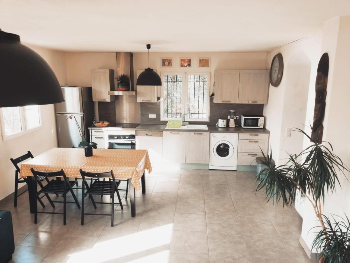 Bas De Villa. Cote D'Azur, A 20 Kms De Nice Contes  Eksteriør bilde